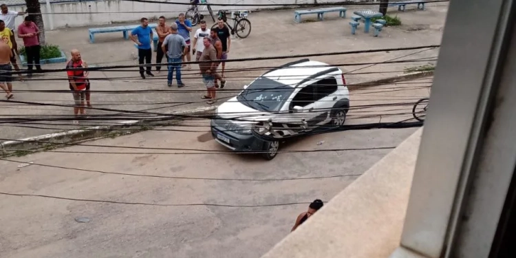 URGENTE: Crianças baleadas no RJ após troca de tiros entre bandidos rivais