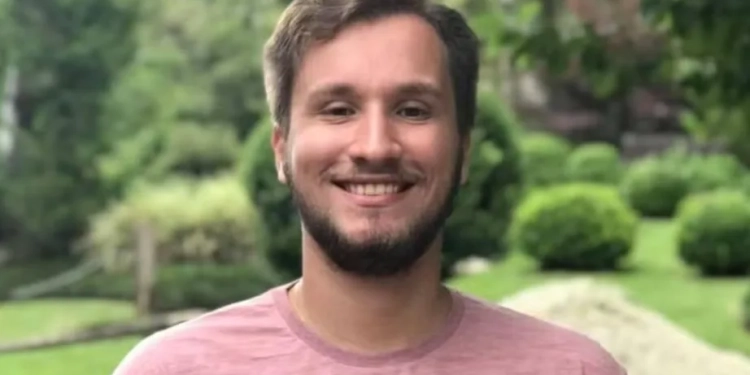 Jovem de 25 anos morre após receber descarga elétrica em festival na Zona Oeste