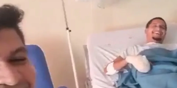 ( Video) Policiais militares cantam feliz aniversário para criminosos em hospital na Zona Oeste do Rio;