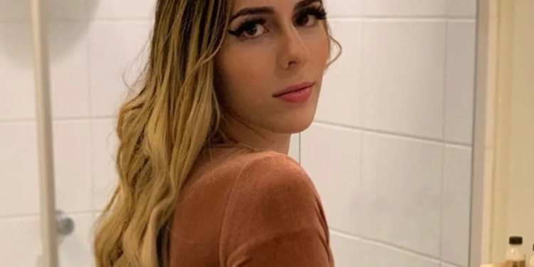 ( Video) Polêmica nas Redes: Influençadora Trans Malévola Alves Criticada por Fechar Janela na Cara de Criança