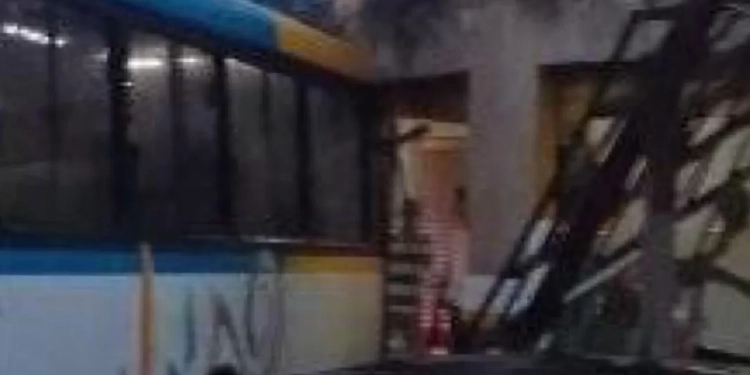 Acidente com ônibus na Zona Oeste