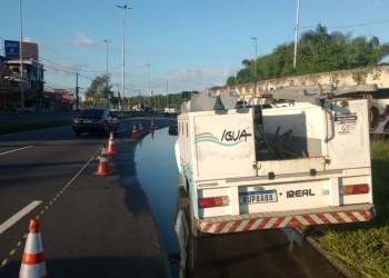 Vazamento em Avenida Principal Pode Deixar Dez Bairros da Zona Oeste do Rio Sem Água