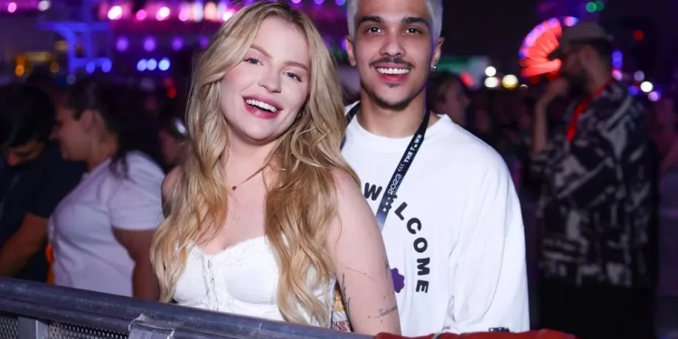 Luísa Sonza Solta o Verbo em Notas Musicais: Uma Indireta Melódica para Chico Moedas!