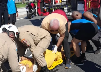 ( Fotos)Helicóptero Resgata Vítima de Acidente na Barra da Tijuca Após Fechamento Dramático da Av. das Américas