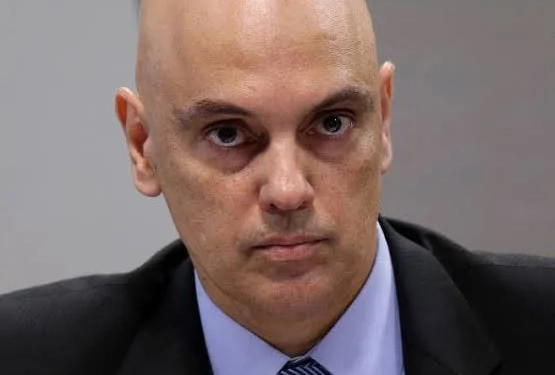 Alexandre de Moraes Impõe Multas Milionárias a Elon Musk por Descumprir Ordem Judicial