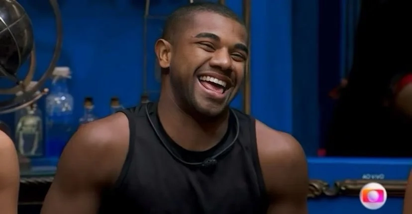 Guerra Declarada no BBB24: Assessoria de Davi Convoca Torcida para votar em participante para não chegar a final