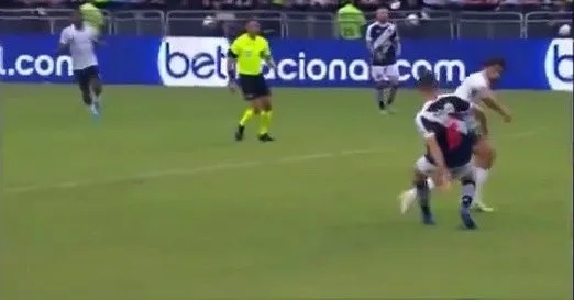 Erros da Arbitragem Incendeiam a Abertura do Campeonato Brasileiro: Controvérsias Marcantes na Primeira Roda