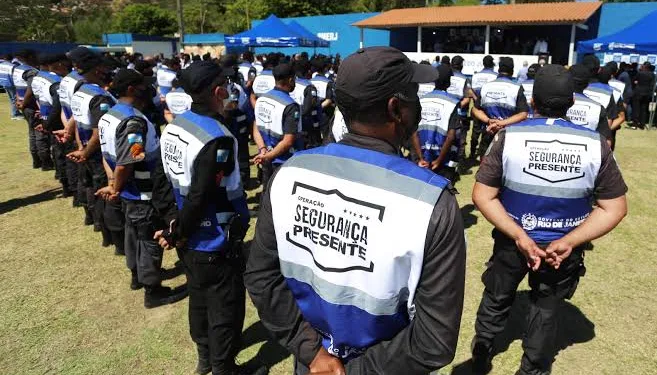 Projeto Polêmico: PMs do Segurança Presente Poderão Atuar Privadamente no RJ