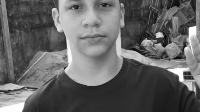 Estudante de 13 Anos Morre Após Ser Vítima de Bullying na escola