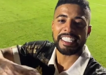 Paulinho Paula, craque do Vasco, é pego na Blitz da Lei Seca e policia descobre algo comprometedor