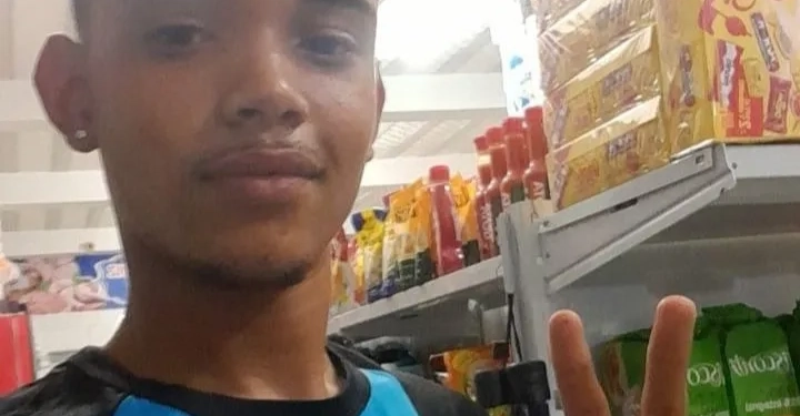 ( urgente) Milicianos sequestram jovem em Guaratiba