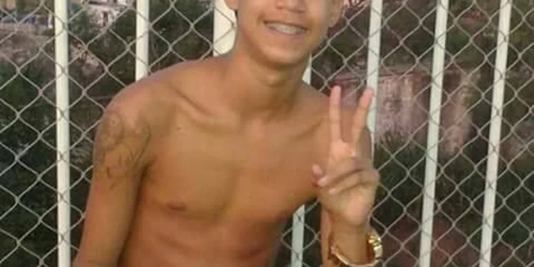 Policiais Absolvidos Após Forjar Cena de Crime em Morte de Jovem no Rio