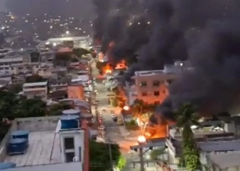 GUERRA NO COMPLEXO DO ALEMÃO E NA PENHA: OPERAÇÃO POLICIAL BUSCA RESTAURAR A ORDEM