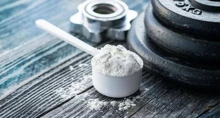 A Creatina e o Cérebro: Estudo Revela Melhoria na Memória e Processamento Mental