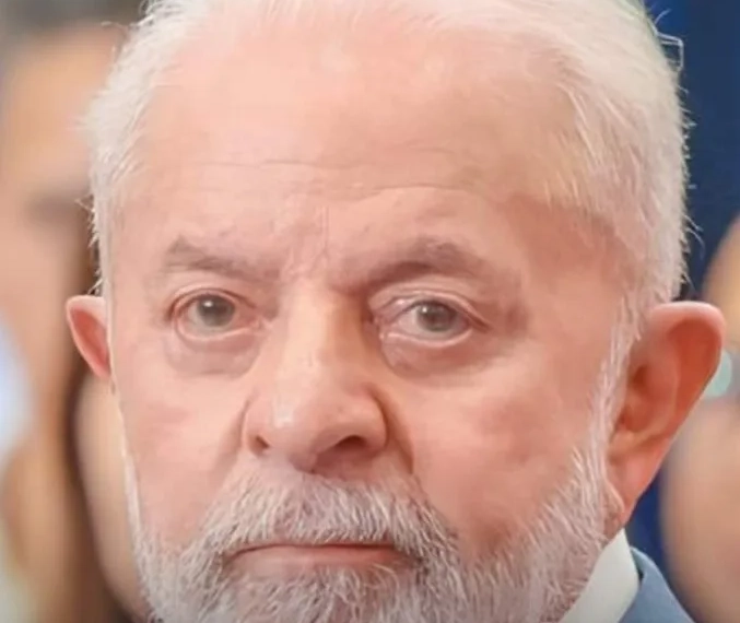 Lula Propõe Decreto Para Proibir Todo Mundo de Mentir: Adeus às “Fake News” e Às Histórias de Pescador