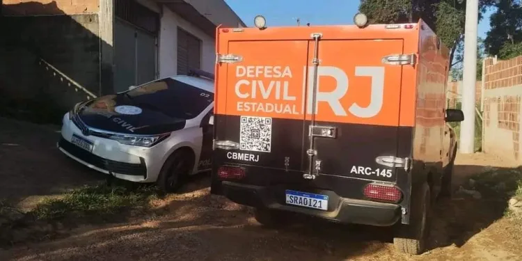 Tragédia no Rio: Homem é Assassinado ao Tentar Salvar Vizinha de Ataque