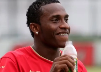 Ex-jogador do Flamengo torna-se foragido da Justiça