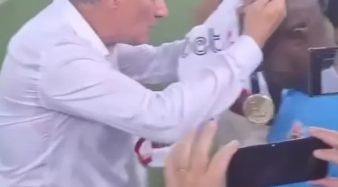 Tite, Exemplo de Humildade: A Atitude que Resgata o Verdadeiro Espírito do Futebol
