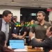 Debate Sobre Elon Musk Acaba em Confronto Físico na Câmara: “Não Tenho Medo de Frouxo”