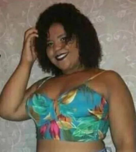 Tragédia e Revolta na Zona Oeste: Jovem Morre Após Erro Médico e Marido Destroi UPA em Desespero