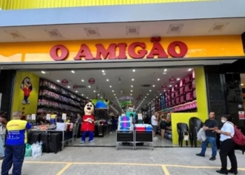 O Amigão está precisando de caixa, estoquista, atendimento, arrumar – R$ 1.488,29 – Loja de brinquedos, utilidades domésticas