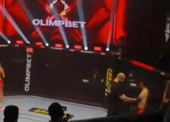( VIDEO) Escândalo no MMA: Lutador Ataca Ring Girl e é Retaliado Pelo Público