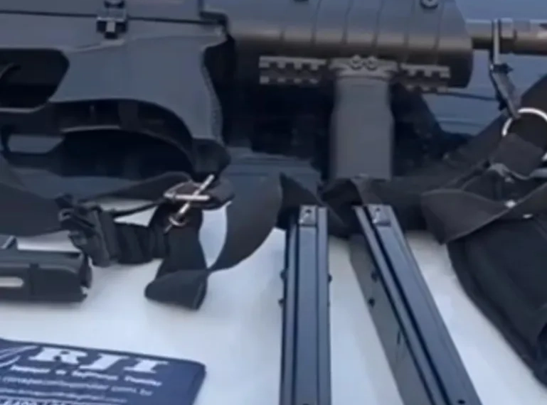 Urgente: Policia apreende arsenal de guerra em Campo Grande