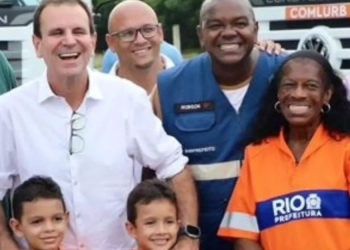 Eduardo Paes e Comlurb Modernizam Coleta de Lixo na Zona Oeste