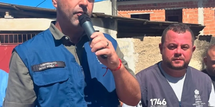 Domingo de Celebração na Zona Oeste com Grandes Anúncios de Obras