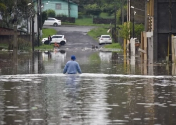 Atualização: Enchentes Devastadoras no Rio Grande do Sul com Mortes, Desaparecidos e Centenas de Milhares de Desalojados
