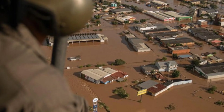 Tragédia no Rio Grande do Sul: Um Panorama da Devastação e Resposta Humanitária