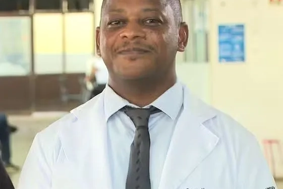 De Cobrador de Ônibus a Médico: A Inspiração de Gilberto Arruda na UnB aos 47 Anos