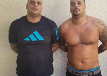 Gêmeos Presos em Flagrante Após Sequestrar Influenciadora Digital na Zona Oeste