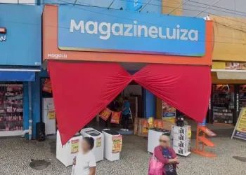 Magazine luiza está Precisando de currículos para vagas de emprego – atender, arrumar, limpar – R$ 1.874,67 – com e sem experiencia
