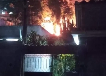 Incêndio Devastador em Campo Grande Ameaça Residências e Deixa Moradores em Pânico!