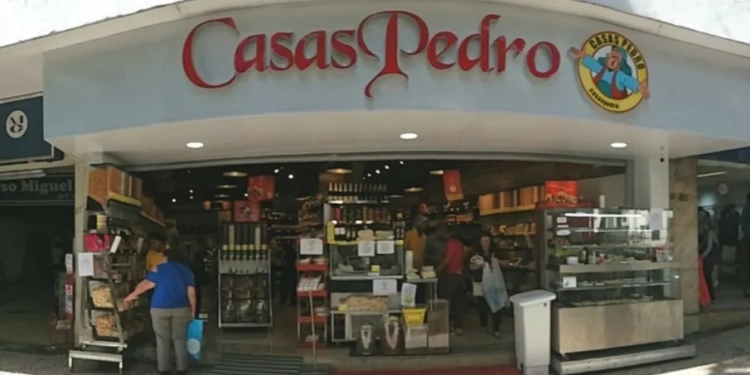 Loja de alimentos naturais Casas Pedro está precisando de  auxiliar de serviços gerais, vendedor, assistente DP – 1.620,54