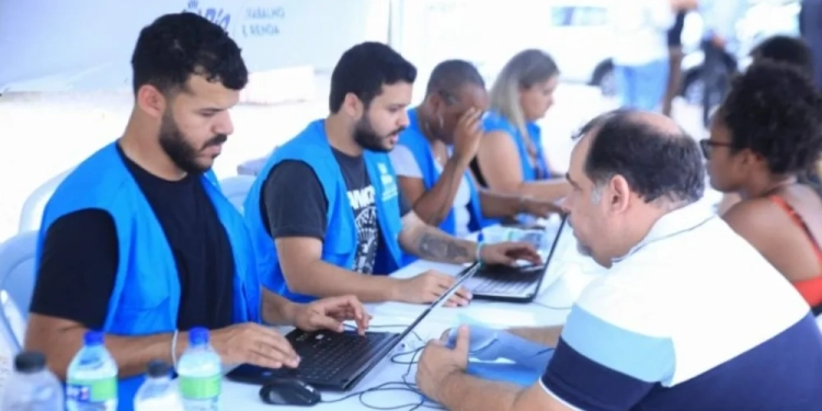 Prefeitura anuncia mais de 1,7 mil vagas de emprego