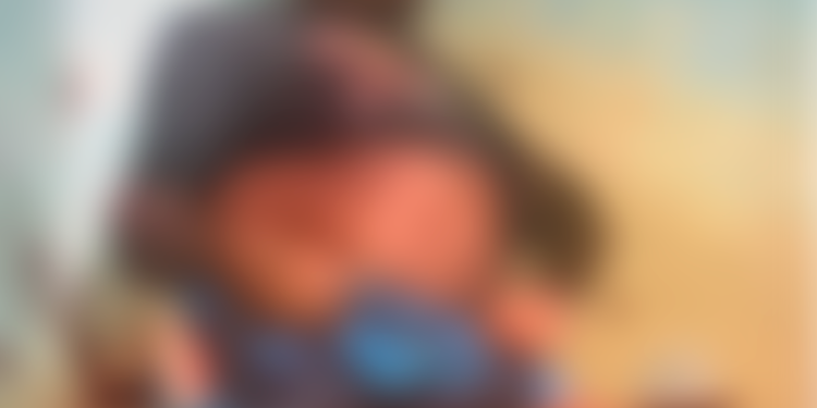 Urgente!! ( Imagem forte)  Duas pessoas executadas num bar no Rio