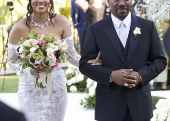 Ator Eddie Murphy dá presente milionário para a filha no dia do seu casamento
