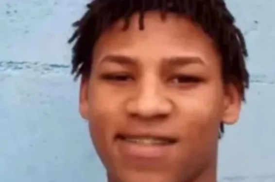 Terror em Guaratiba: Jovem é Brutalmente Assassinato na Frente da Mãe e corpo levado por criminosos