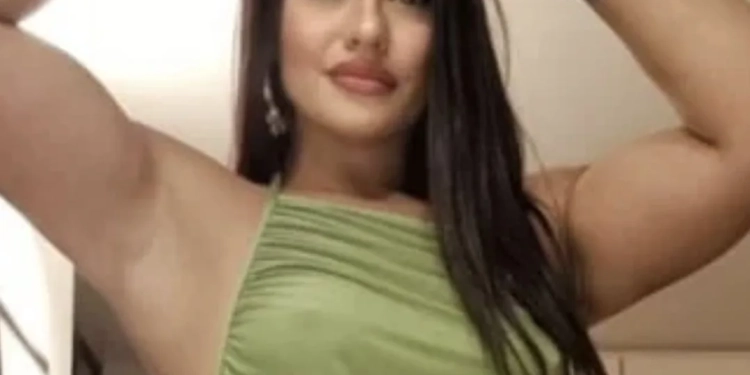 ( Video) Carcereira Brasileira é Flagrada em Vídeo Íntimo com Detento