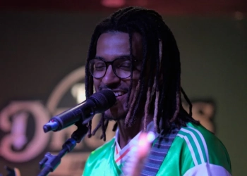 West Musical” apresenta show do cantor Yago Eloy