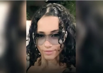 ( Imagem forte) adolescente é morta a pauladas pelas amigas