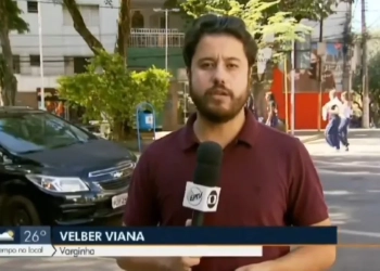 Homem Abaixa as Calças e Mostra a Bunda ao Vivo Durante Reportagem da TV Globo