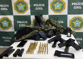 Policia Militar apreende arsenal de guerra em Santa Cruz
