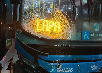 Motorista de Ônibus Detido Após Acidente e Deixa Nove Feridos