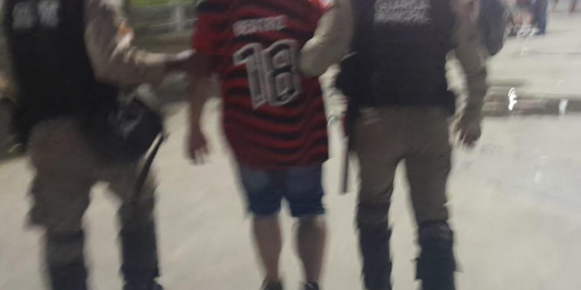 Homem é Preso por Agressão à Namorada Após Jogo no Maracanã