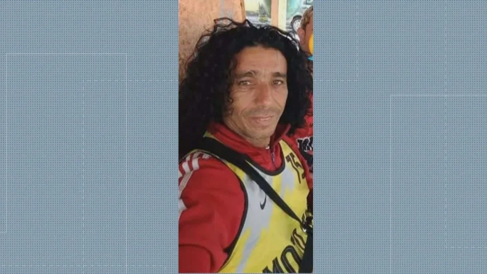 Mototaxista Executado em Brás de Pina: Vítima Tentou Fugir, Mas Foi Alvejada à Queima-Roupa; Imagens do Crime Foram Capturadas por Câmeras de Segurança