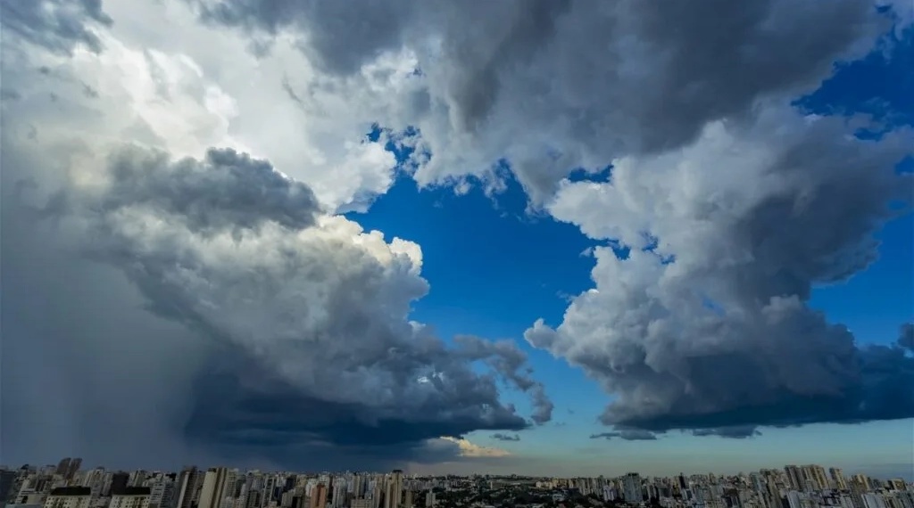 Mudança no Tempo: Chuva e Frio à Vista a Partir de Sexta-Feira