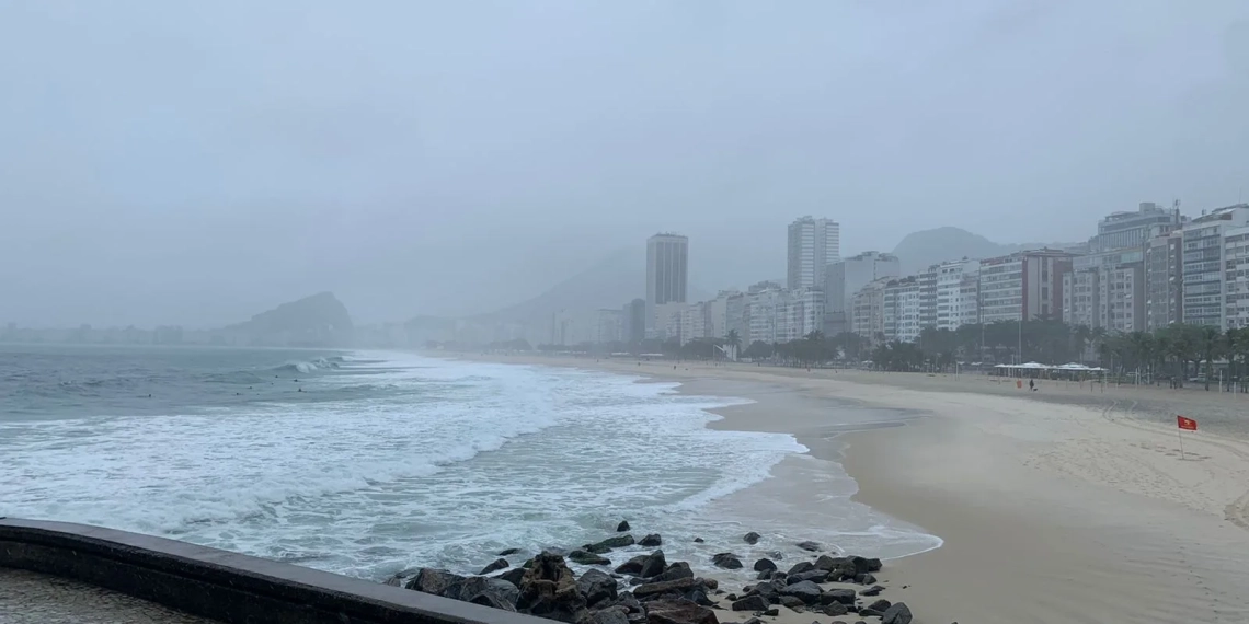 Previsão do Tempo: Céu Nublado e Chuvoso no Rio até o Fim da Semana